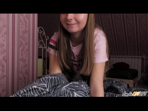 ❤️ Blondie анын BFF анын терең соруп жана анын оозуна сперма алат ❤️❌ Үйдөгү порно ky.yourxxxvideos.ru ️❤